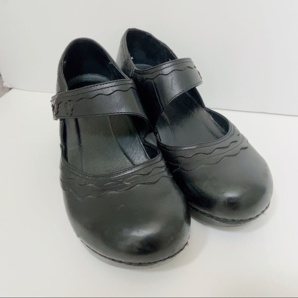 Dansko Mary Janes size 40